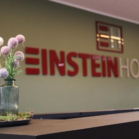 Einstein Hotel Am Roemerpark Andernach Esterno foto