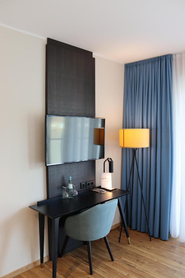 Einstein Hotel Am Roemerpark Andernach Esterno foto